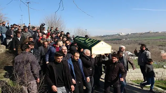 'Ramazan Hoca' Diyarbakır'da son yolculuğuna uğurlandı