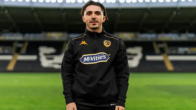 Hull City, Abdülkadir Ömür'ü transfer etti