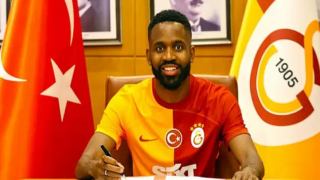 Galatasaray'da bir ayrılık daha!
