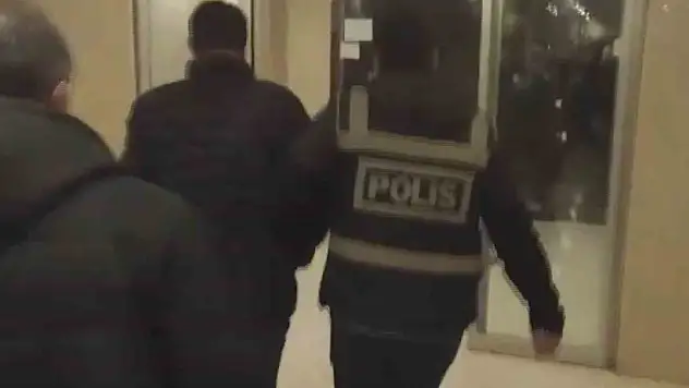 Aranan şahıslara eş zamanlı operasyon: 15 kişi yakalandı