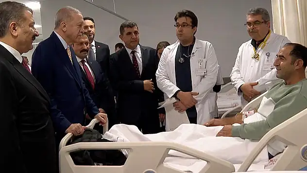 Cumhurbaşkanı Erdoğan, Hatay'daki hastaları ziyaret etti