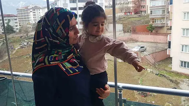 Depremzede anneden yürekleri burkan sözler: İnsana çok dokunuyor