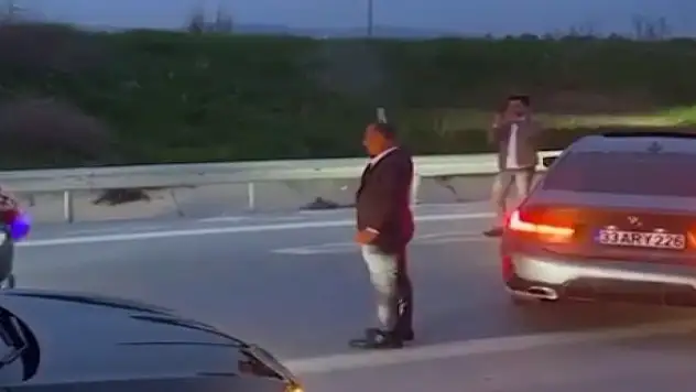 Mersin'de düğün konvoyunda havaya ateş açtı tutuklandı