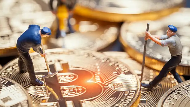 Madenciliğin Bitcoin Fiyatı ve Erişebilirliği Üzerindeki Etkisi