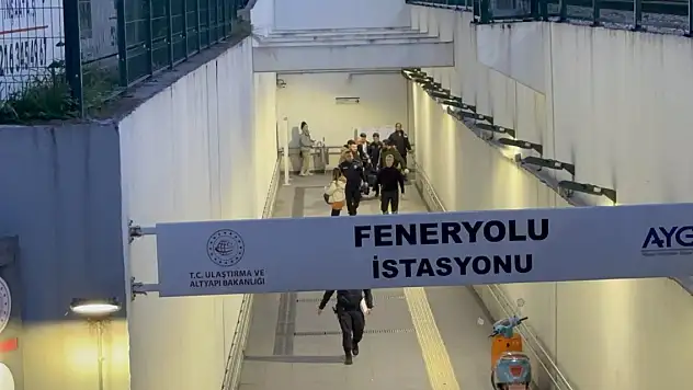 Marmaray'da raylara atlayan bir kişi hayatını kaybetti