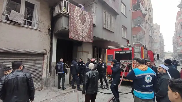 Elektrikli ısıtıcıdan yangın çıktı! 1ölü, 4 yaralı