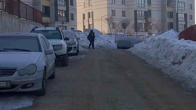 4.4 büyüklüğünde deprem