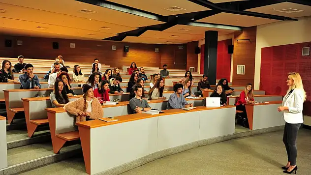 Üniversitelerdeki kız öğrenci oranı şaşırttı