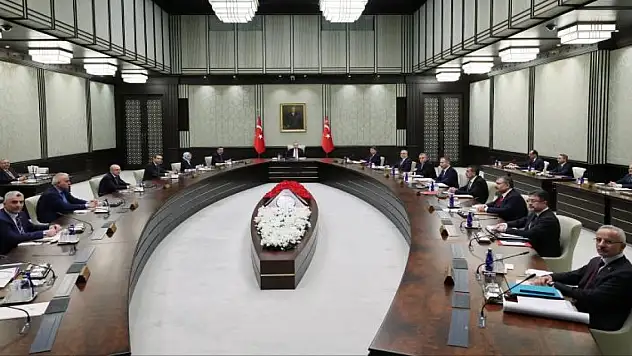 Kabine toplanıyor... Gözler atama açıklamasında