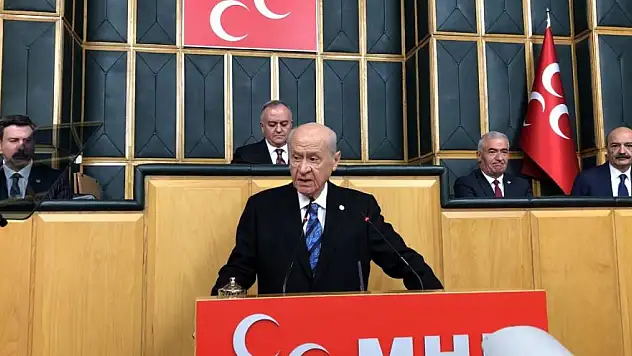 MHP lideri Bahçeli'den Özgür Özel'e demli çay cevabı