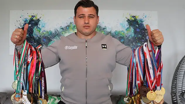 Rıza Kayaalp'ten 27'nci madalya