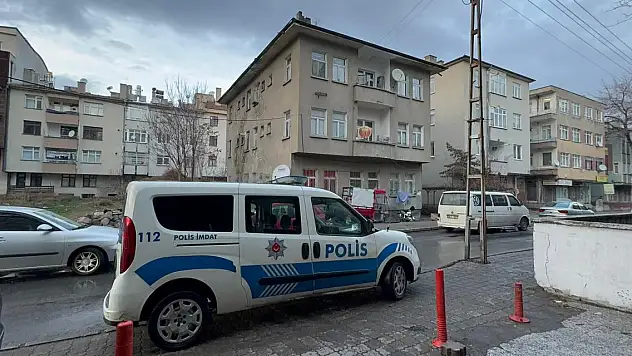 Yalnız yaşayan kişi, tuvalette ölü bulundu