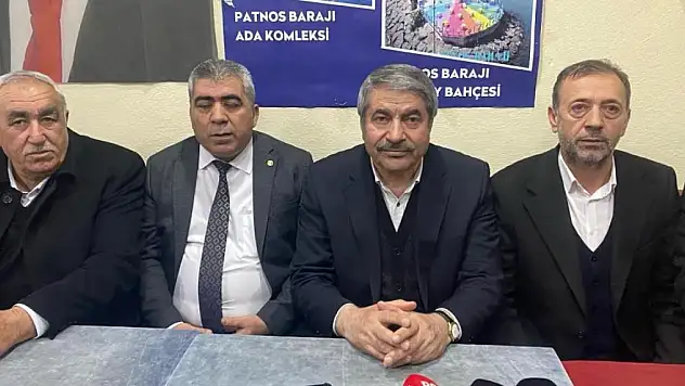 İYİ Parti'den istifa ederek AK Partiye katıldılar