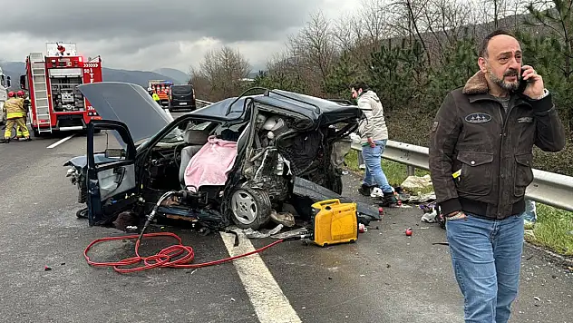 Otoyolda katliam gibi kaza: Bir aile yok oldu