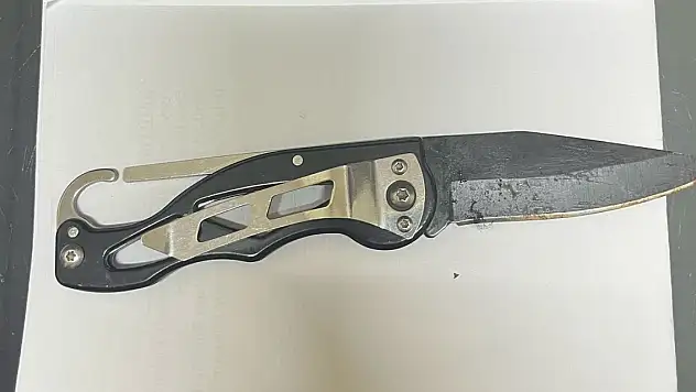 Parasını alamadığı iş yeri sahibini 6 yerinden bıçaklayan şüpheli yakalandı