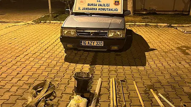 Kaçak kazı yaparken suçüstü yakalanan 3 şüpheli tutuklandı