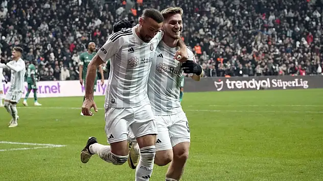 Cenk Konyaspor'u boş geçmiyor!