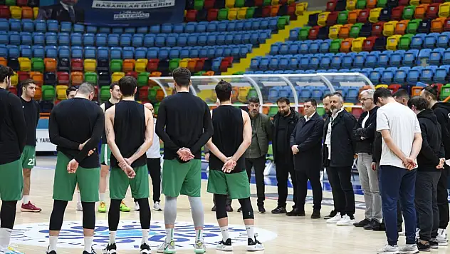 Konyaspor'da Başkan'dan Dev Kartallar'a ziyaret!