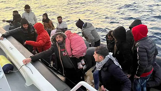 Muğla'da 51 düzensiz göçmen kurtarıldı