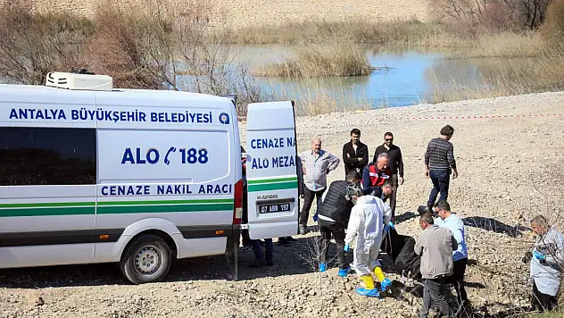 Arkadaşı 13 gün önce öldürdü aranan cesedi avcının köpeği buldu