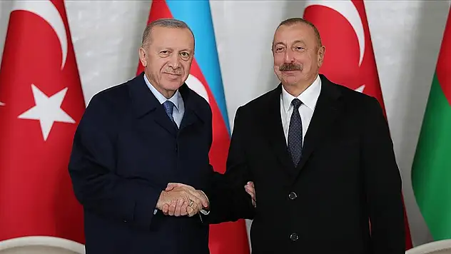 Cumhurbaşkanı Aliyev, Cumhurbaşkanı Erdoğan'ın gününü kutladı