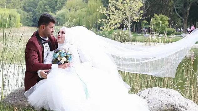 Otomobilin çarptığı kadın hayatını kaybetti