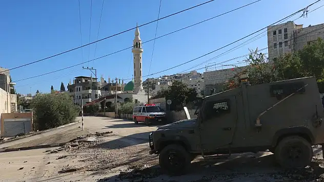 İsrail askerleri işgal altındaki Beytullahim'de bir Filistinliyi öldürdü