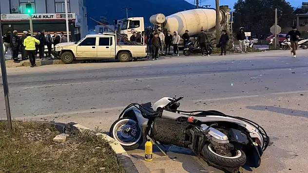 Muğla'da kamyonetle çarpışan motosikletin sürücüsü öldü