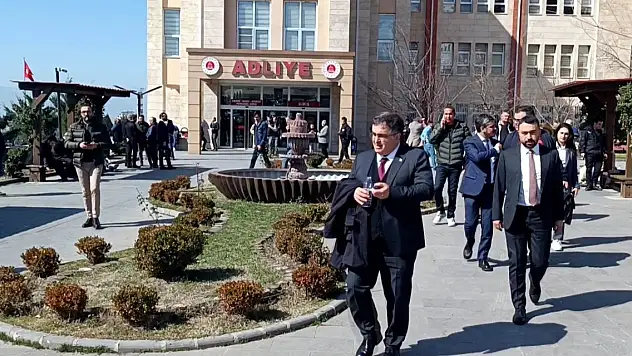 35 kişinin öldüğü Ezgi Apartmanı'nın firari 2 sanığı için 'kırmızı bülten' talebine mahkemeden ret