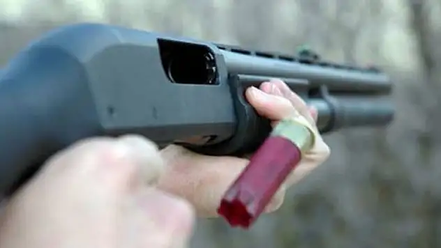 Yer Konya! Temizlediği av tüfeği ateş aldı