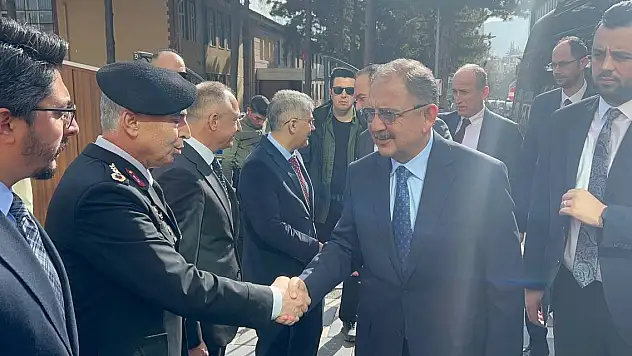 Bakan Özhaseki: Her ay 10-15 bin konut dağıtacağız