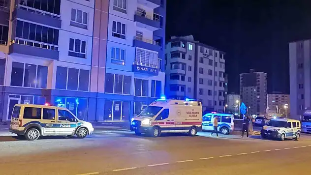 9'uncu kattan düşen 17 yaşındaki genç hayatını kaybetti