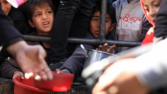 DSÖ: Gazze'de çocukların açlıktan öldüğüne tanık olduk