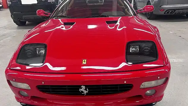 Formula 1 sürücüsünün çalınan Ferrari'si 28 yıl sonra bulundu