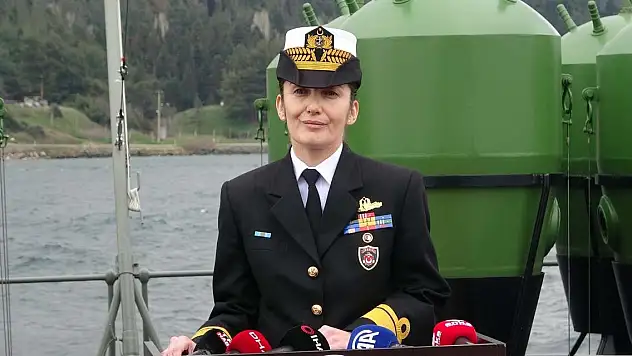 Türkiye'nin ilk kadın amirali TCG Nusret ile seyir yaptı