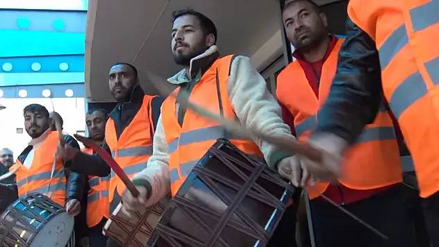 Eğitimlerini tamamlayan davulcular Ramazan'a hazır