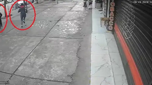 Arkadaşını da yanına alıp, kuyumcuyu soymuş