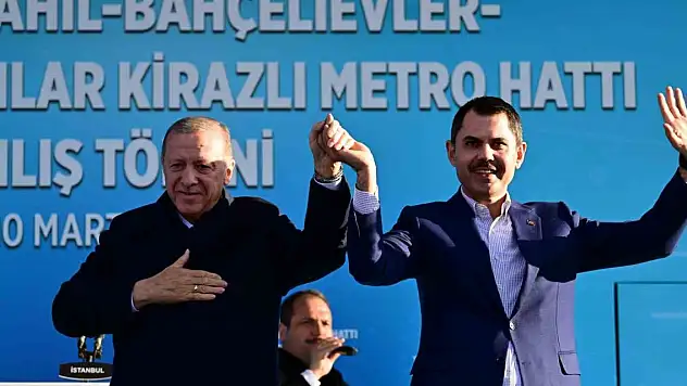 Murat Kurum: 'Ülkemizin dört bir yanını nasıl demir ağlarla ördük'