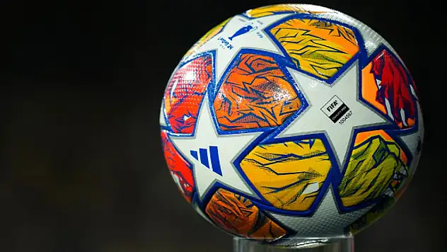 Şampiyonlar Ligi'nde son çeyrek finalistler belli oluyor! Tur atlayan 2 takım...