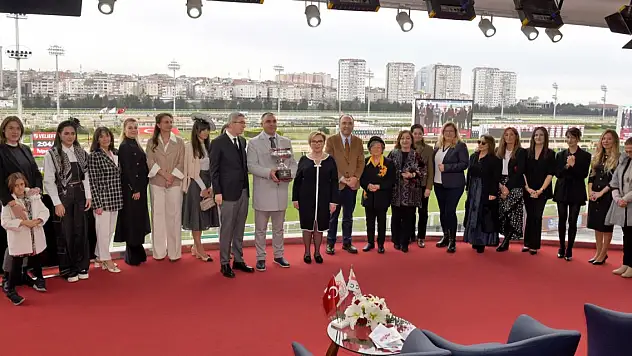 Dünya Kadınlar Koşusu Veliefendi'de yapıldı