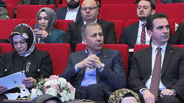 İstanbul-Bakan Yerlikaya: 5 günde 13 organize suç örgütü daha çökertildi