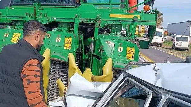Şanlıurfa'da biçerdöverle otomobil çarpıştı: 1 ölü, 1 yaralı