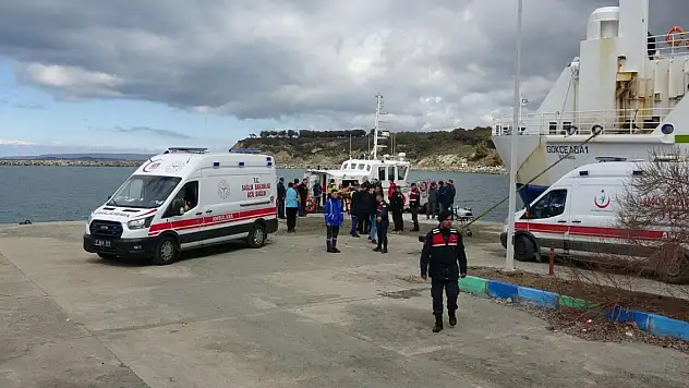 Çanakkale açıklarında göçmenleri taşıyan bot battı 21 ölü