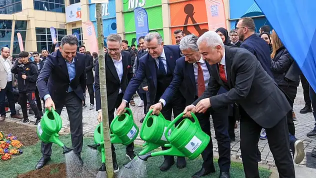 Bakan Bak: Türkiye Yüzyılı gençlerin ve sporun yüzyılı olacak