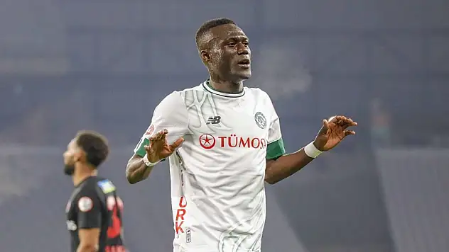 Konyasporlu NDao'nun maçtaki hareketi alkış aldı