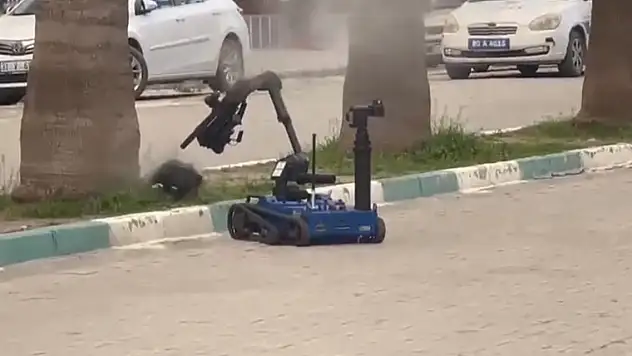 Refüje bırakılan çanta, bomba paniğine neden oldu