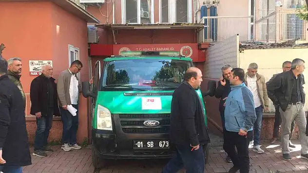 1 aylık hamile gelin trafik kazasında hayatını kaybetti