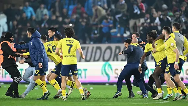 Son Dakika! Olaylı Trabzonspor-Fenerbahçe maçı sonrası 12 gözaltı