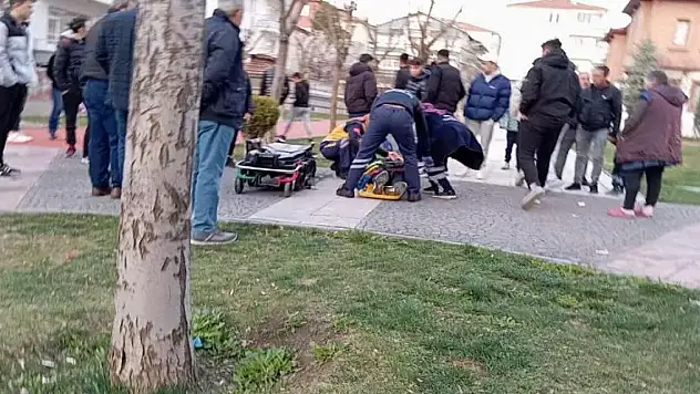 17 yaşındaki gençlerin kavgası kanlı bitti