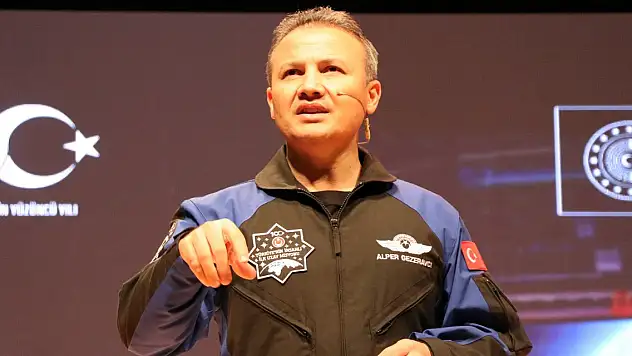 Alper Gezeravcı: İlim Çin'de de olsa, kutuplarda da olsa gidip alacağız